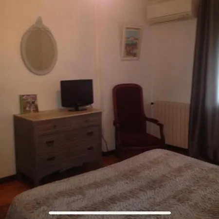 Villa 8 Personnes Piscine Location Estivale بيت للعطل Afa