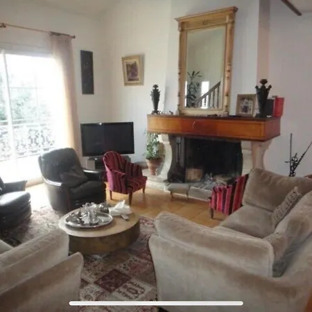 Villa 8 Personnes Piscine Location Estivale بيت للعطل Afa